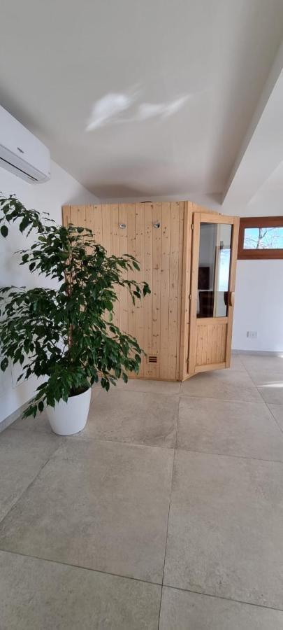 Chalet Sophie - Luxury Chalet Roletto ภายนอก รูปภาพ