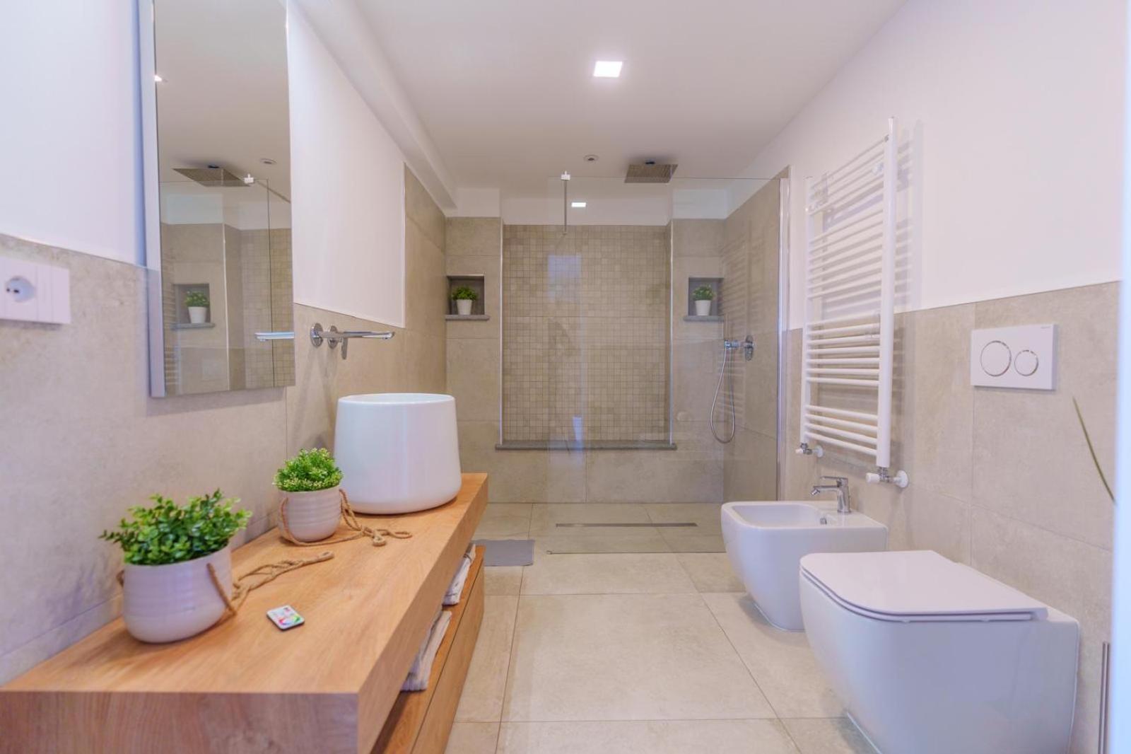 Chalet Sophie - Luxury Chalet Roletto ภายนอก รูปภาพ