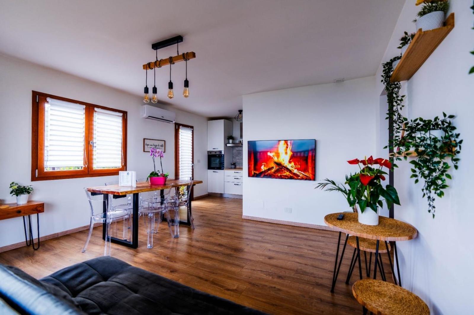 Chalet Sophie - Luxury Chalet Roletto ภายนอก รูปภาพ